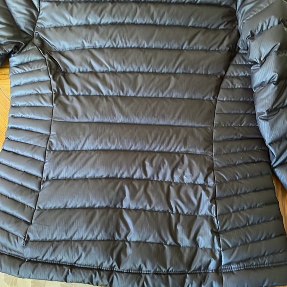 Patagonia Down Sweater Jacket - Picture 4 of 4